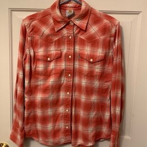 Carhartt woman’s western shirts